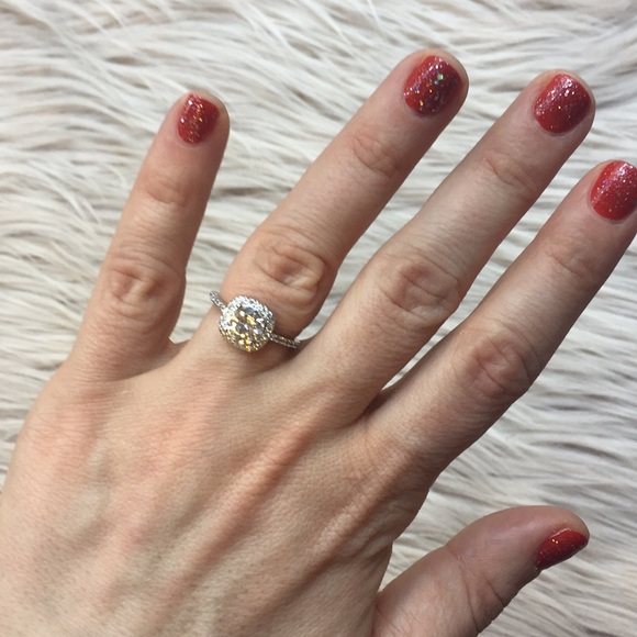 Paper & Quartz Jewelry - Engagement style silver square setting ring new